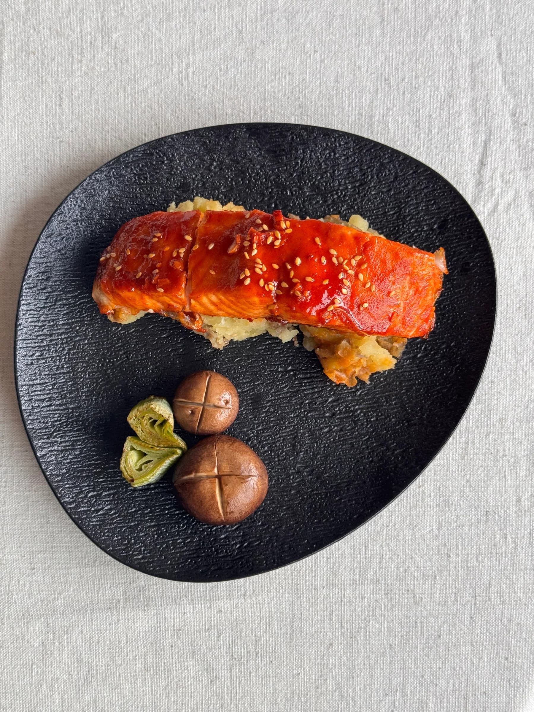 Finished glazed salmon lunch plate for household service
